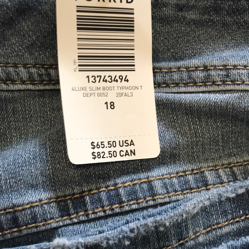 Torrid 18T jeans tags still on!